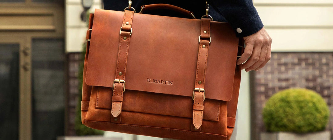 How to Choose the Right Messenger Bag: A Simple Guide